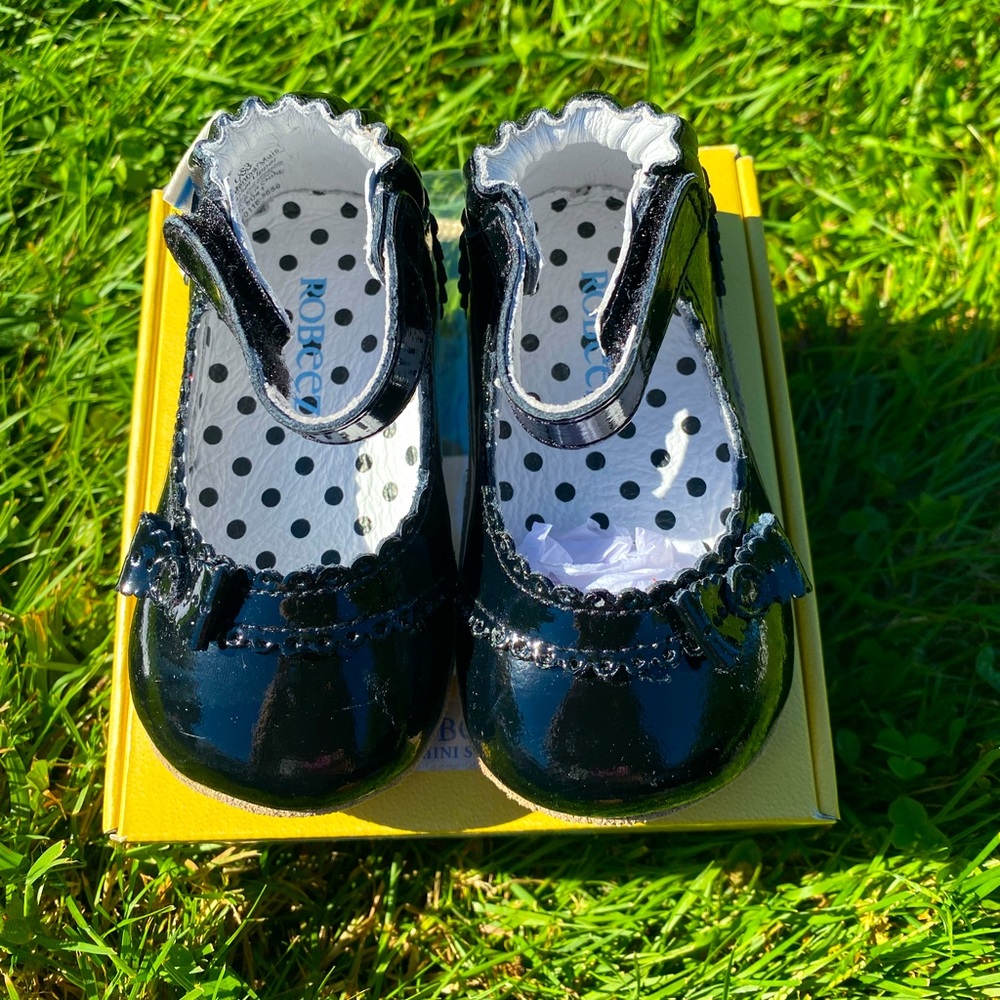 🆕 Robeez Catherine Shoes